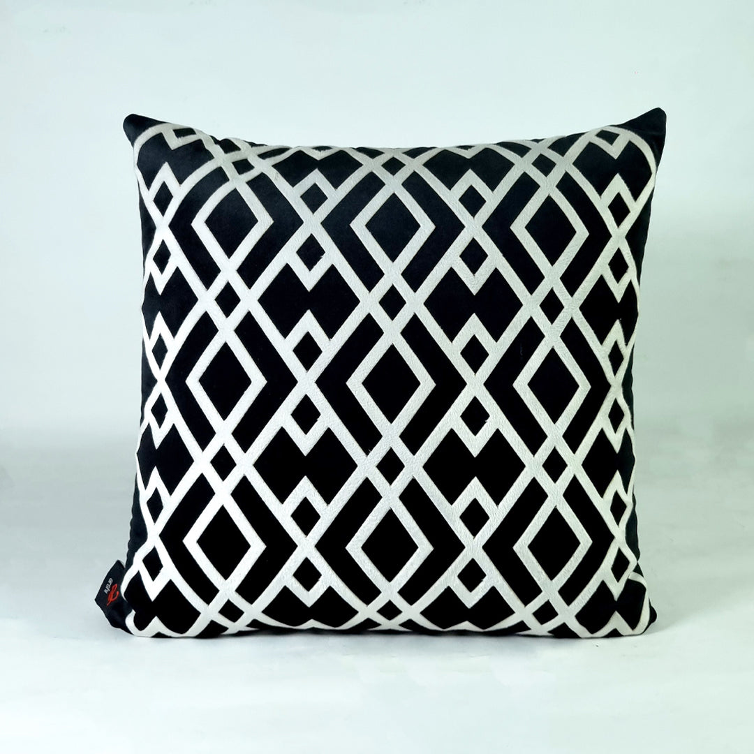 Diamo Cushion